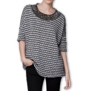 🕶️2/$12🕶️B&W Loose Knit